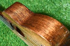 Uma ukulele UK-20SS BK Soprano_13