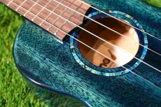 Uma ukulele UK-20SS BL Soprano_10