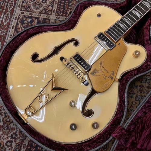 Gretsch USA G6136CST -White Falcon- 【2004年製】