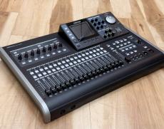 TASCAM DP-24SD 24track SD/SDHC MTR