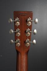 Pre-War Guitars Co. Model 00-18 NT Distress Level 1.5_8