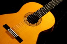 YAMAHA FC-50　受注生産　フラメンコ　定価918,000円　新品同様 チョイキズ特価　FC50_2