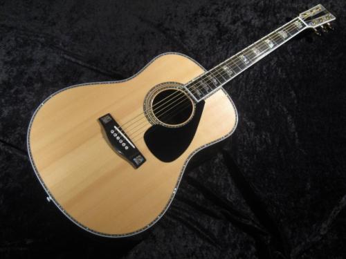 YAMAHA L-53 Custom 定価1,995,000円　