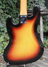 Fender '66 Jazz Bass_4