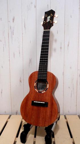 Chisel Custom Concert Mahogany