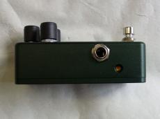 One Control  Hooker's Green Bass Machine_2