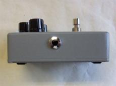 MXR  UNI-VIBE  M-M68_3