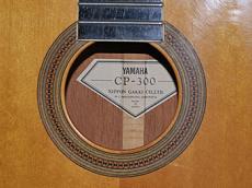 YAMAHA CP300_4