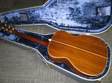 Martin 1975　000-28 W/Blue-case_2