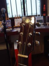 YAMAHA FG-150_2