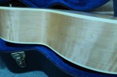 Gibson J-185 NA / Natural Finish・Grover Peg・Double Parallelograms Inlays・Solid Sitka Spruce・Solid Flame Maple Side and Back ・Large Tortoiseshell  Pick guard・With Original Pickup【With Original Hard Case】  200_4