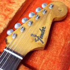 Fender Fender Stratocaster 1965 Lake Placid Blue Finish カスタムカラーレイク・プラシッド・ブルーです。_4