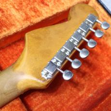 Fender Fender Stratocaster 1965 Lake Placid Blue Finish カスタムカラーレイク・プラシッド・ブルーです。_5