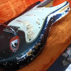Fender Fender Stratocaster 1965 Lake Placid Blue Finish カスタムカラーレイク・プラシッド・ブルーです。_7