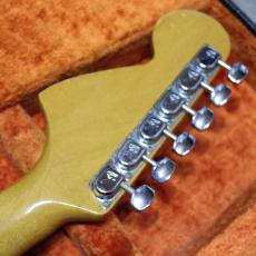 Fender Stratocaster with synchronized toremolo ラージヘッド 1968年製です。_4