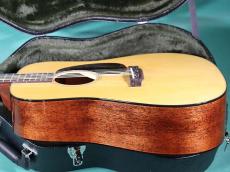 Martin D-18 STANDARD_4
