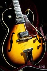 Gibson L-4 / 2011