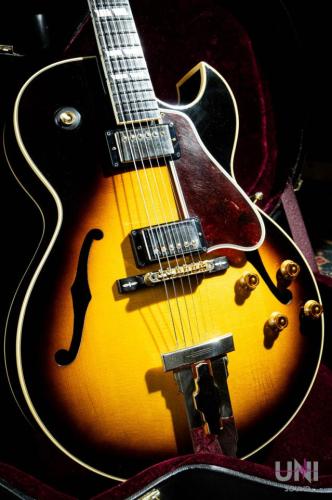 Gibson L-4 / 2011