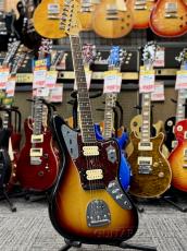 Fender Kurt Cobain Jaguar -3-Color Sunburst- 2013年製 【美品中古!】_2