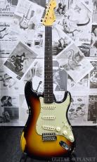 Fender Custom Shop ~Custom Collection~ Late 1962 Stratocaster Relic -3 Color Sunburst-_2