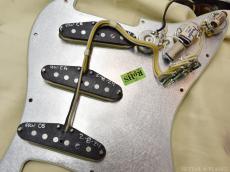 Fender Custom Shop ~Custom Collection~ Late 1962 Stratocaster Relic -3 Color Sunburst-_10