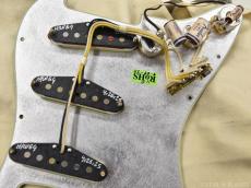 Fender Custom Shop ~LIMITED EDITION~ 62/63 Stratocaster Journeyman Relic -Aged Olympic White-_10