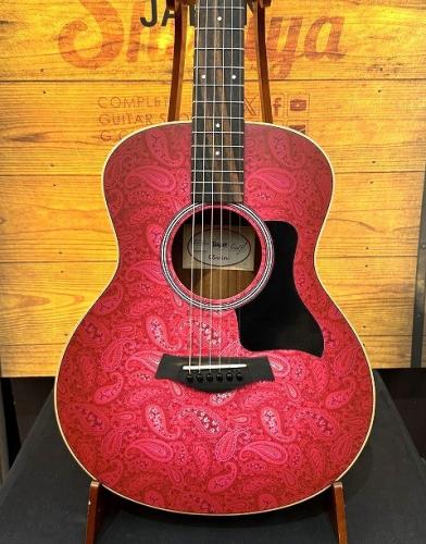 Taylor GS Mini-e special edition Fuchsia Pink Paisley 【鮮やかなピンクカラー】【サイズ感を超える鳴り】