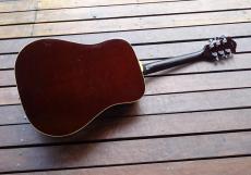 Guild D-40_3