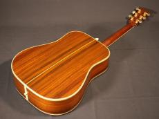 Martin D-45【1977年製 生産数76本 奇跡のノークラック 当店フルメンテナンス済!】先ず解説試奏動画をご覧下さいませ。_4