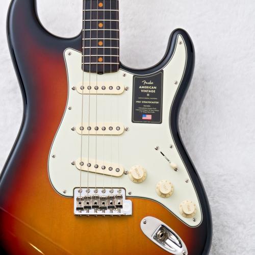 Fender American Vintage II 1961 Stratocaster 3Tone Sunburst 【3.57kg】【V2562918】