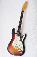 Fender American Vintage II 1961 Stratocaster 3Tone Sunburst 【3.57kg】【V2562918】_2