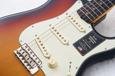 Fender American Vintage II 1961 Stratocaster 3Tone Sunburst 【3.57kg】【V2562918】_6