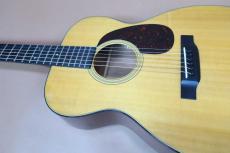 Martin 00-18 Standard / Old Decal Logo・Open Back Peg・Solid Spruce Top・Solid Mahogany Side and Back・Ebony Fingerboard and Bridge・Tortoiseshell Color Pick-guard【With Original Case】2017年製_12
