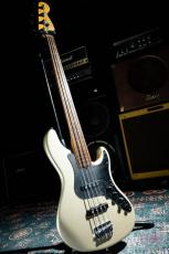 Fender American Deluxe Jazz Bass Fretless / 1997_2
