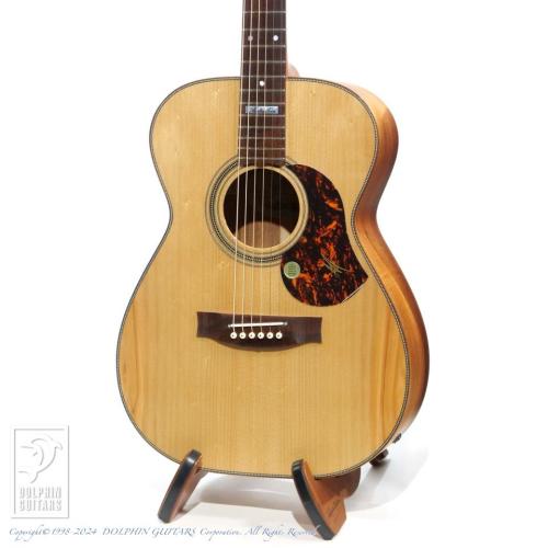 Maton EA808