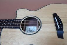 Crews Maniac Sound ES-1500C Premium Limited (Jacaranda) / Venetian Cutaway・Bear Claw Sitka Spruce Top・Birds Eyes Maple Side and Jacaranda Back・Crews RA-02 Pick up【With Original Hard Case】2018年製_12