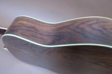 YAMAHA LL-10J / Abalone Trim & Rosette・Solid Spruce Top・New Jacaranda Side and Back・Macassar Ebony Fingerboard and Bridge・Mahogany Neck・Black Pick guard【With Yamaha Hard Case】2001年製_4