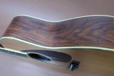 YAMAHA LL-10J / Abalone Trim & Rosette・Solid Spruce Top・New Jacaranda Side and Back・Macassar Ebony Fingerboard and Bridge・Mahogany Neck・Black Pick guard【With Yamaha Hard Case】2001年製_5