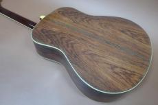 YAMAHA LL-10J / Abalone Trim & Rosette・Solid Spruce Top・New Jacaranda Side and Back・Macassar Ebony Fingerboard and Bridge・Mahogany Neck・Black Pick guard【With Yamaha Hard Case】2001年製_7