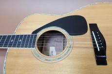 YAMAHA LL-10J / Abalone Trim & Rosette・Solid Spruce Top・New Jacaranda Side and Back・Macassar Ebony Fingerboard and Bridge・Mahogany Neck・Black Pick guard【With Yamaha Hard Case】2001年製_12