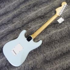Fender Made in Japan Traditional Late 60s Stratocaster Sonic Blue_4