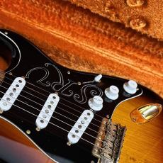 Fender Stevie Ray Vaughan Stratocaster 3 Color Sunburst w/Tortoise Pickguard_3