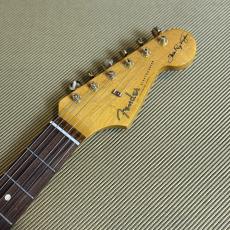 Fender Stevie Ray Vaughan Stratocaster 3 Color Sunburst w/Tortoise Pickguard_11