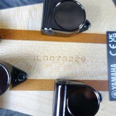 YAMAHA TRBX304 WH_11