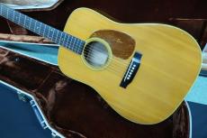Martin D-28 Custom Brazilian /  Inlay Logo・Diamond Inlay・Herringbone Binding・Solid AA Sitka Spruce Top・Solid Brazilian Rosewood Side and Back・Ebony Fingerboard and Bridge・Long Saddle 【With Marin Blue Case】19_2