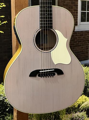 VINCENT 【クロサワ横浜店】【小川氏渾身の新作】VM-5 Strum【48回無金利分割可能】