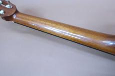 Lowden S-25J Nylon Strings / Venetian Cutaway・Solid Western Red Cedar Top・Solid Wast Indian Rosewood Side and Back・5-Piece Mahogany Neck・ Ebony Fingerboard・Jacaranda Bridge・Multi Wood Binding・Fishman Active _10