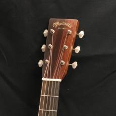 Martin D-28 Street Legend_7
