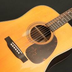 Martin D-28 Street Legend_9