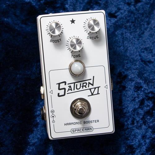 SPACEMAN SATURN VI White